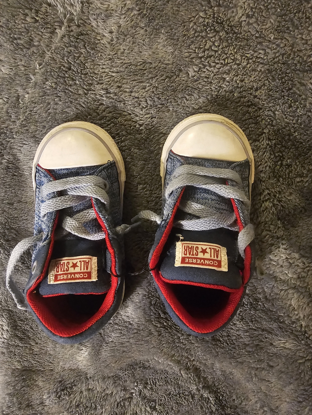 Converse Toddler Navy and Red High-Top Sneakers Size 6